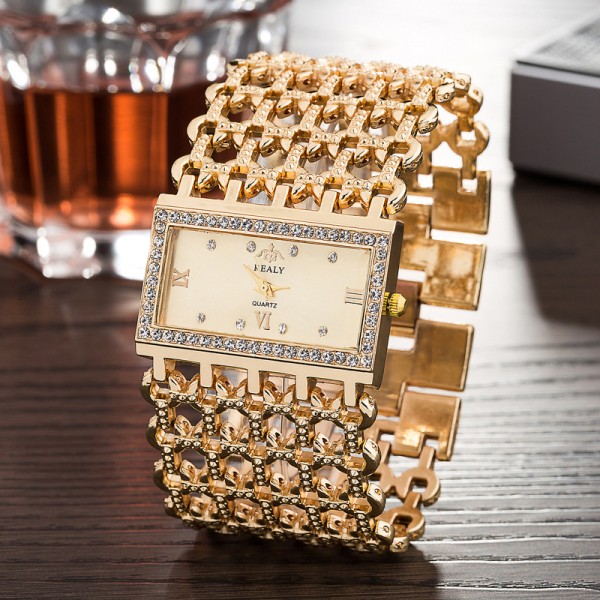 Womens Bracelet Watch..