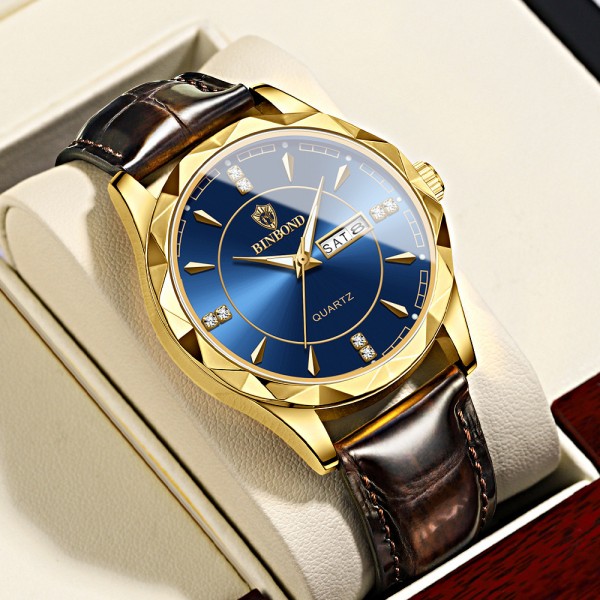Fashionable mens watch..