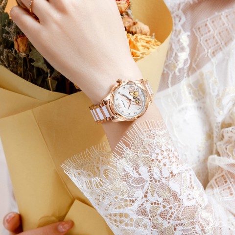 Luminous ladies watch with diamonds