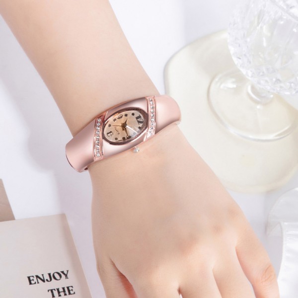 Gold inlaid diamond fashionable womens w..